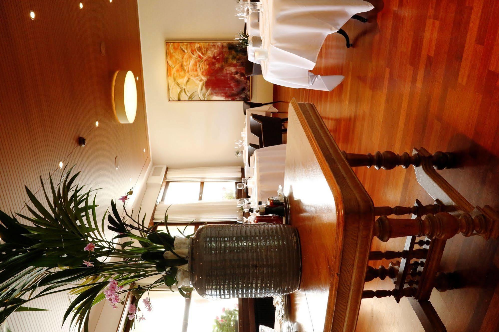 Boutique Hotel Balm Meggen ภายนอก รูปภาพ