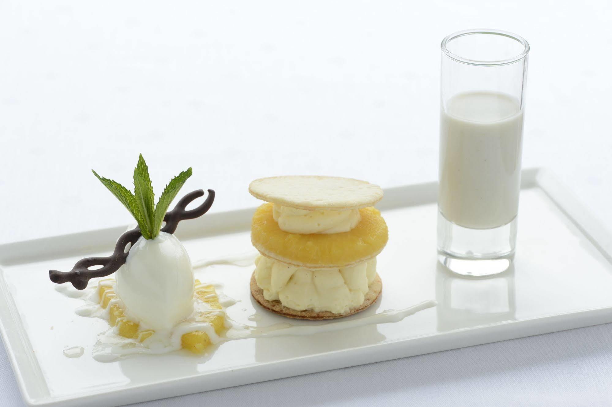 Boutique Hotel Balm Meggen ภายนอก รูปภาพ