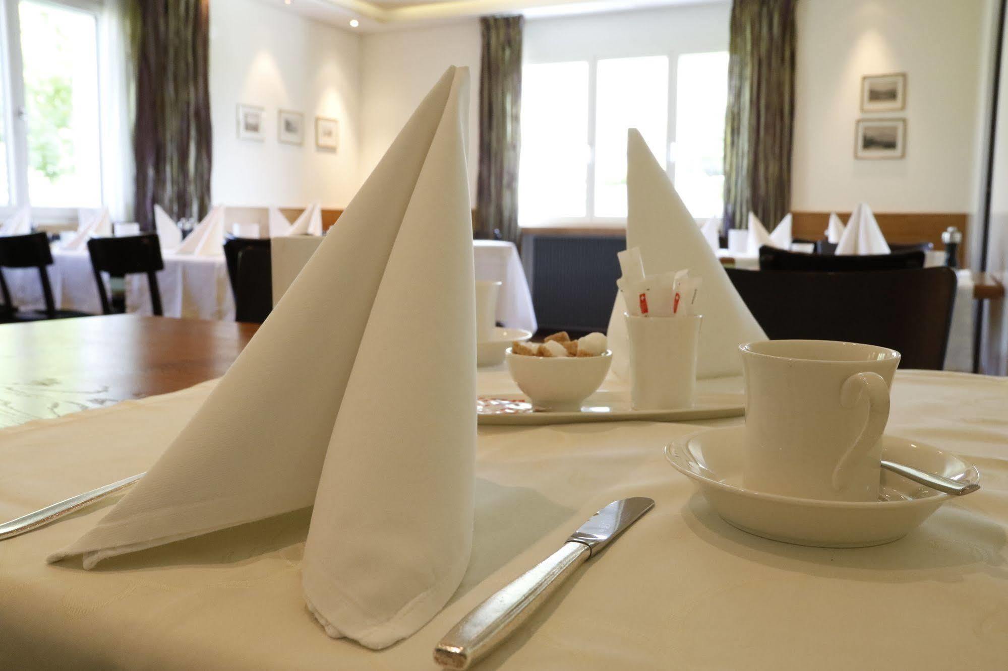 Boutique Hotel Balm Meggen ภายนอก รูปภาพ