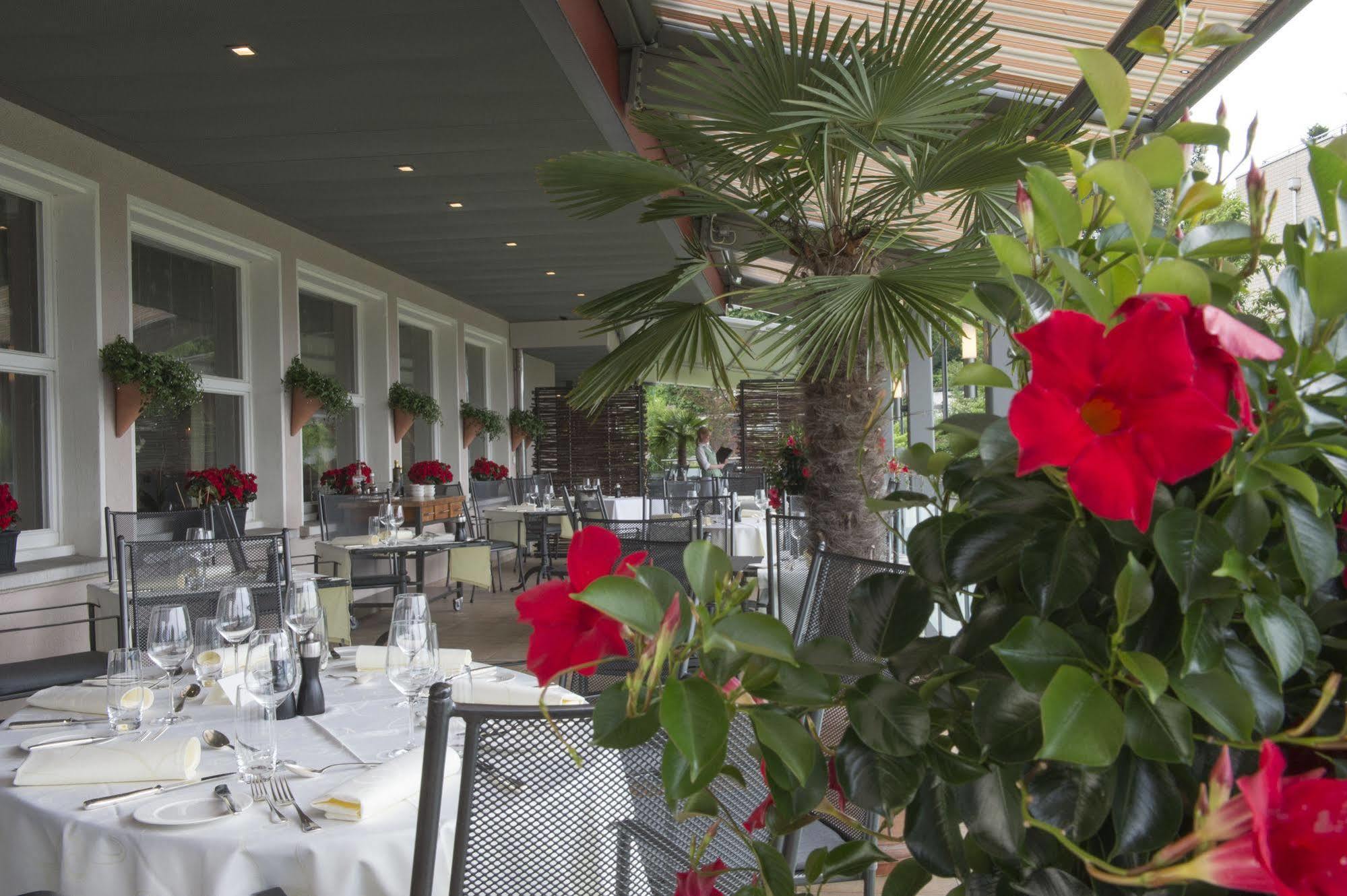 Boutique Hotel Balm Meggen ภายนอก รูปภาพ