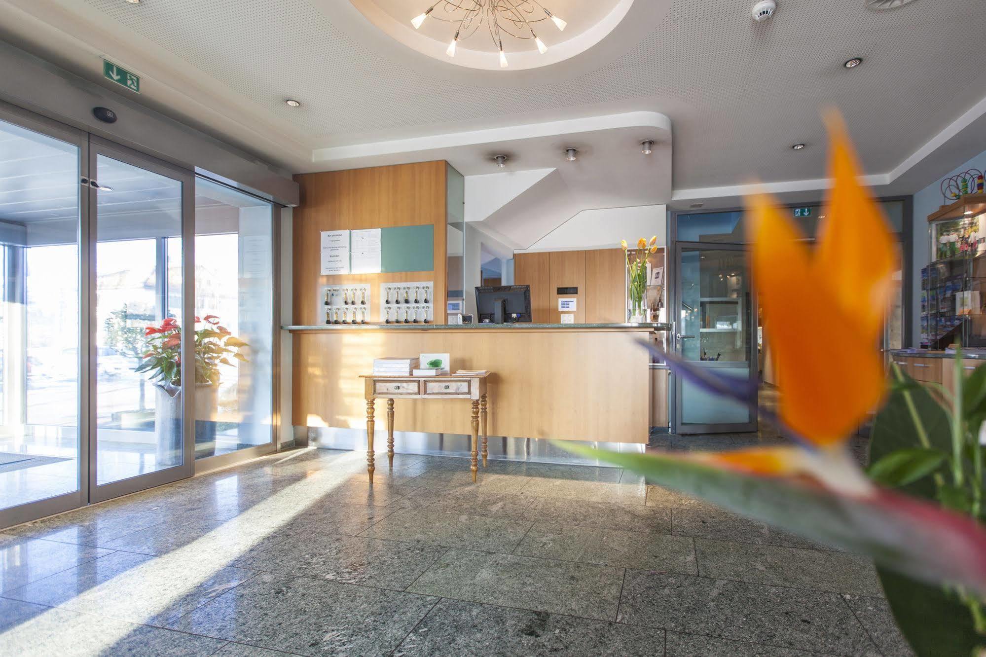 Boutique Hotel Balm Meggen ภายนอก รูปภาพ